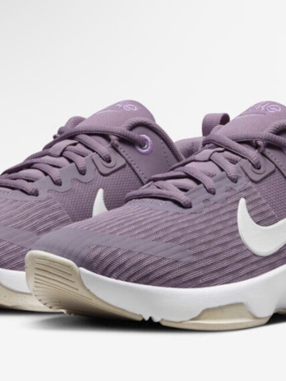 Nike Zoom Bella 6 Violet Dust Sail Womens Size 8.5 DR5720-500 (088)